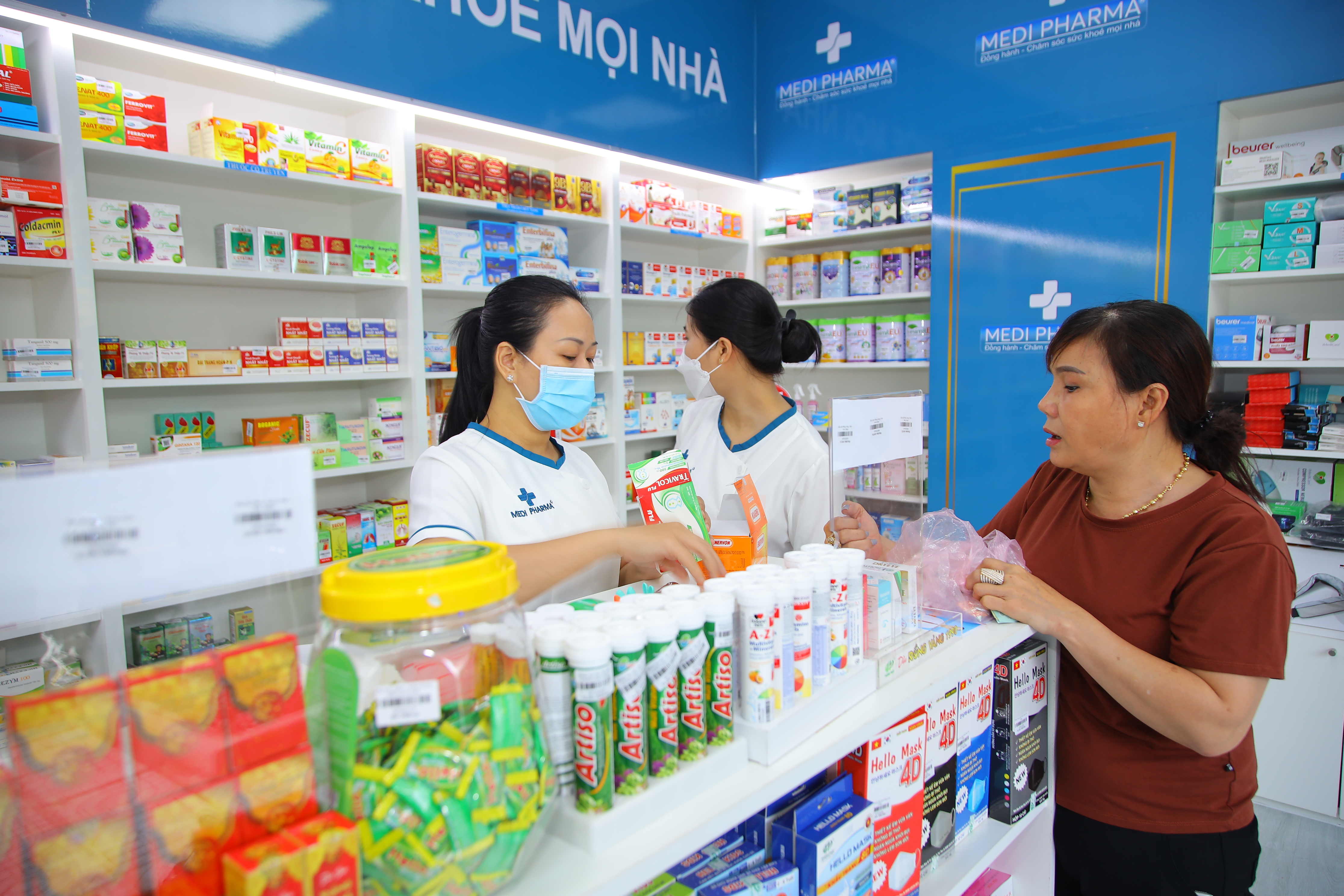 Xu Hướng Tiêu Dùng Dược Phẩm Theo Nhóm Tuổi 2026: Trẻ Em, Người Cao Tuổi & Phụ Nữ